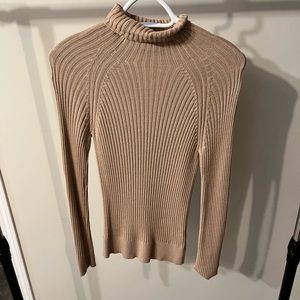 NWOT - Dynamite cozy turtle neck